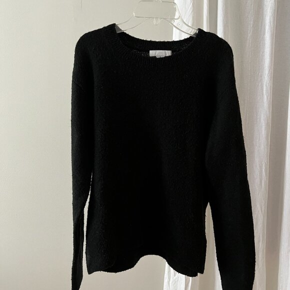 Black H&M Sweater - Picture 1 of 2